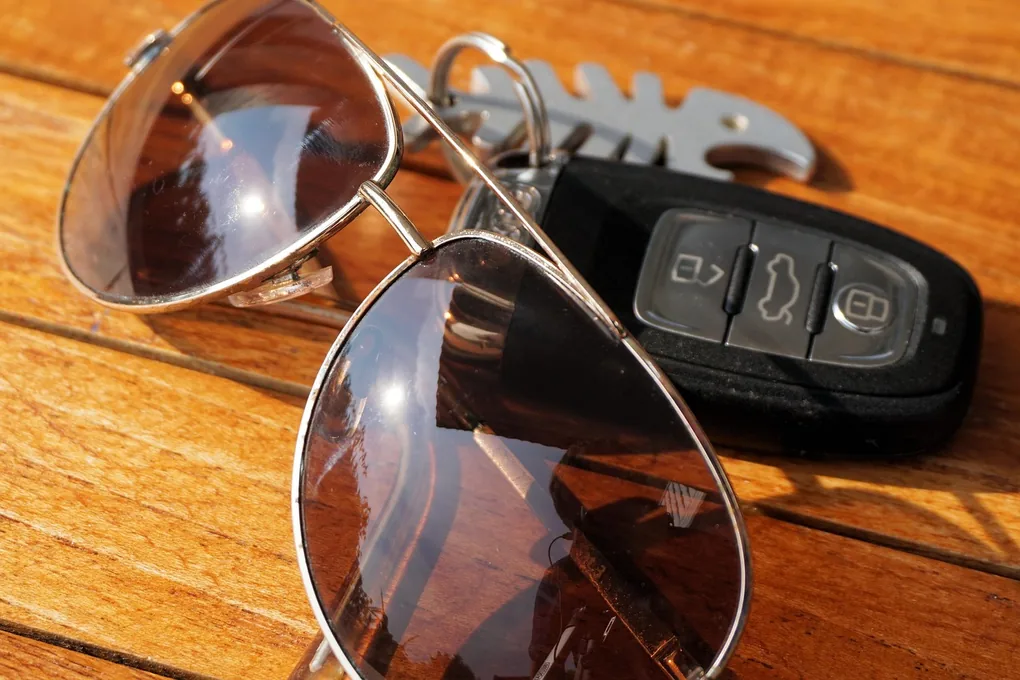 Car Key: Locksmith or Dealer? in Cape Coral, FL